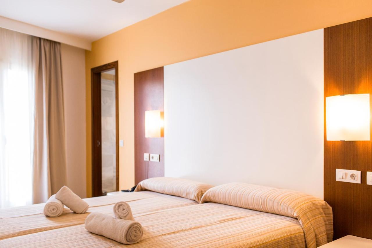 Sagitario Hostal Ciutadella Ciutadella  Extérieur photo