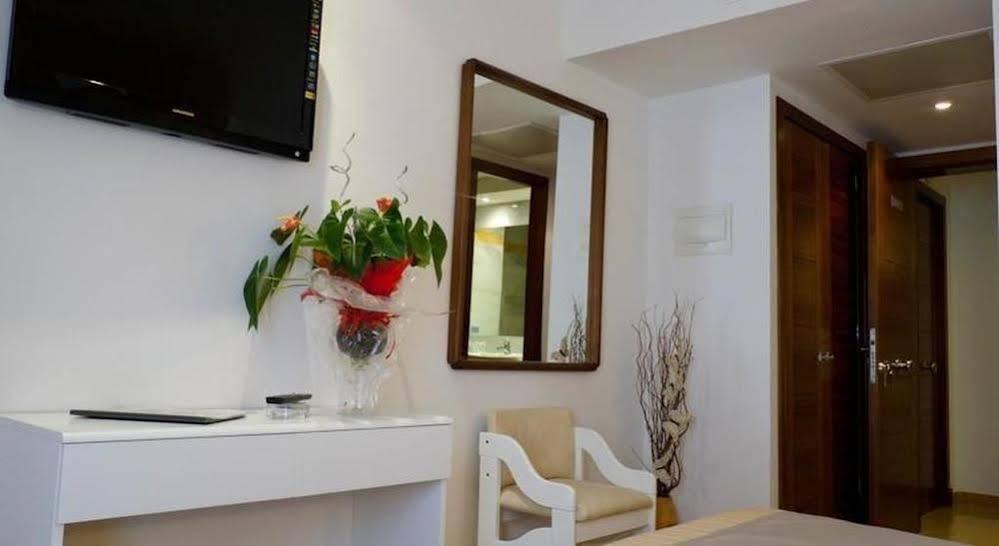 Sagitario Hostal Ciutadella Ciutadella  Extérieur photo