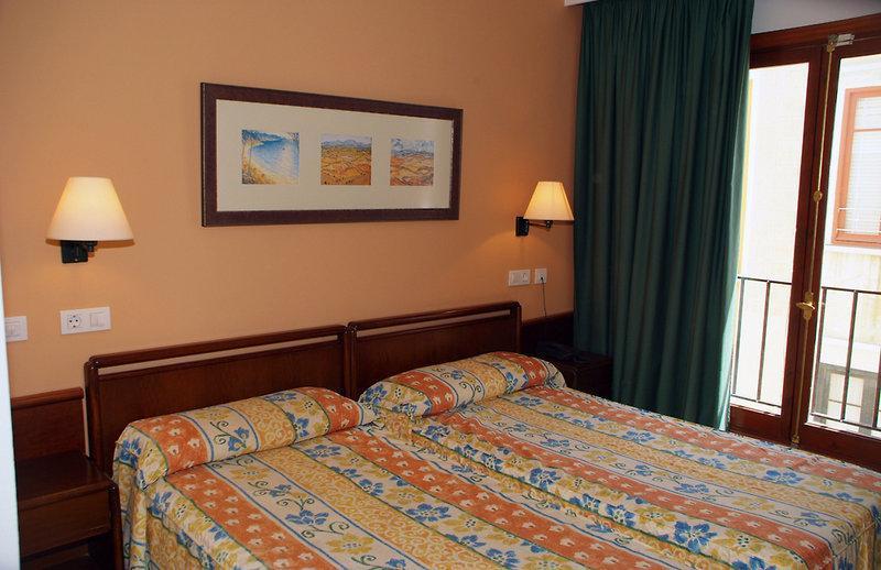 Sagitario Hostal Ciutadella Ciutadella  Extérieur photo