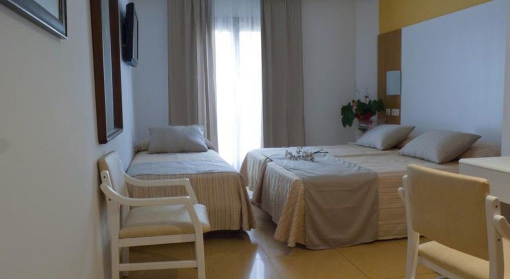 Sagitario Hostal Ciutadella Ciutadella  Extérieur photo